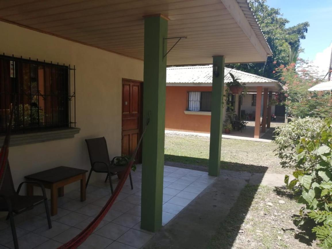 Cahuita Lodge Esterno foto