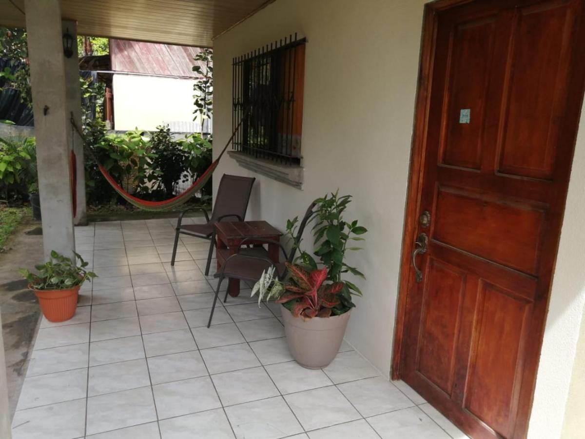 Cahuita Lodge Esterno foto
